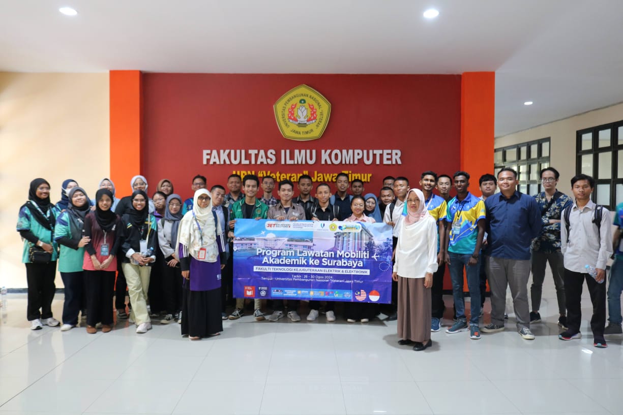 FTKEE UMPSA Students Participate in Academic Mobility Program to Surabaya