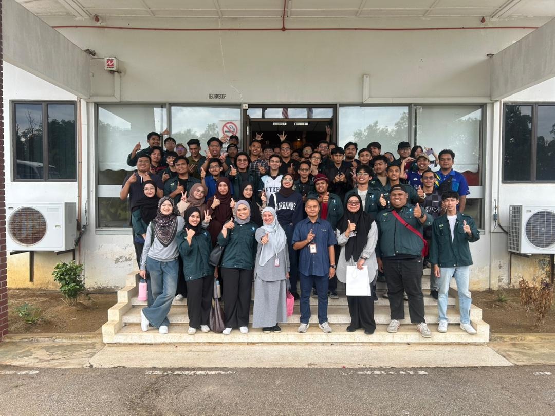 Menyingkap Teknologi Komunikasi Global: Lawatan Akademik ke TM Stesen Kabel Dasar Laut Cherating